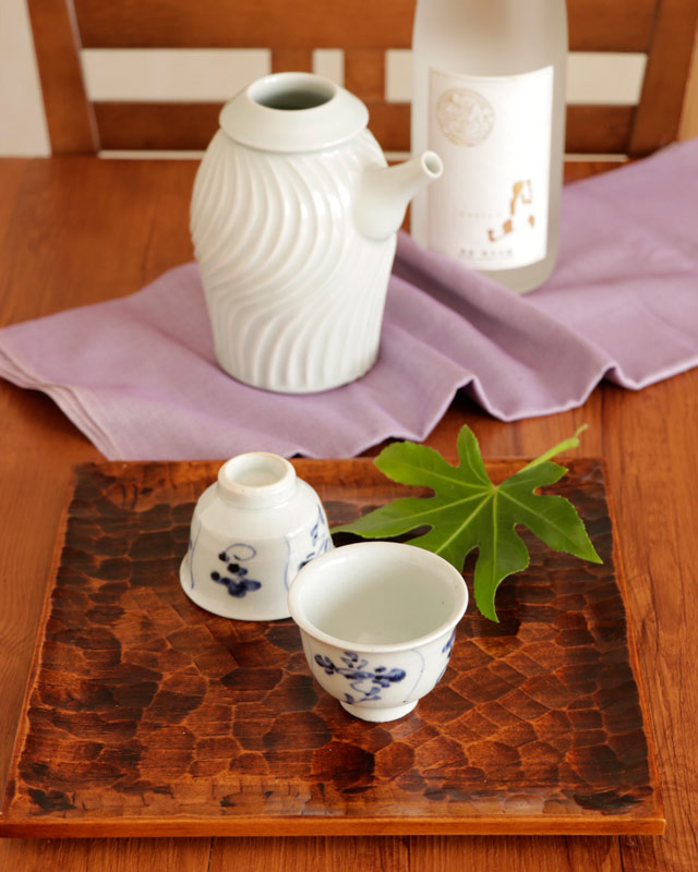 砥部焼の和食器 中田窯の酒器 【砥部工房 からくさ】