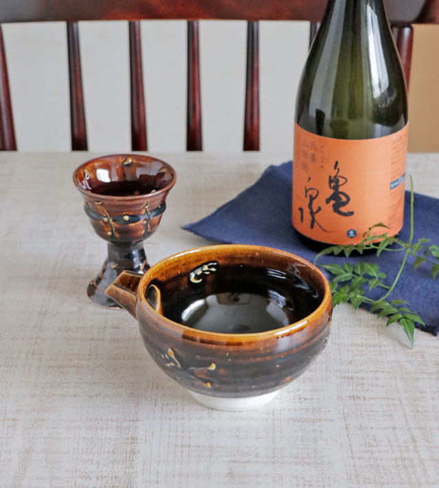 飴釉の片口 全体
