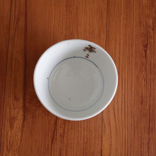 真上から見た小梅の反茶碗
