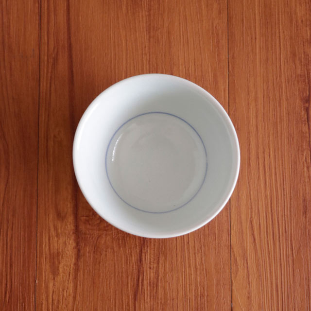 真上から見た三色とくさの反茶碗