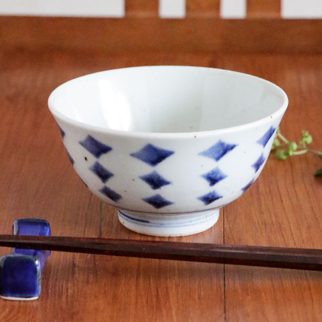 菱紋の茶碗 正面