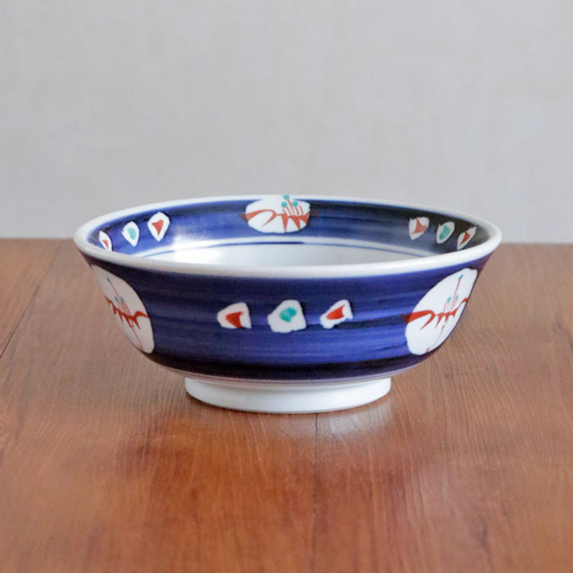 色絵台形鉢(6寸) 角度を変えた正面