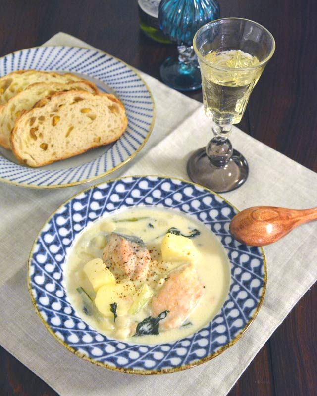 砥部焼の和食器 中田窯の大皿 【砥部工房 からくさ】