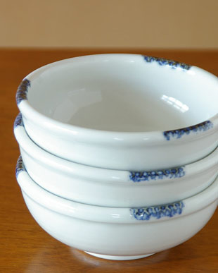 砥部焼の和食器 向井窯の小鉢 【砥部工房 からくさ】