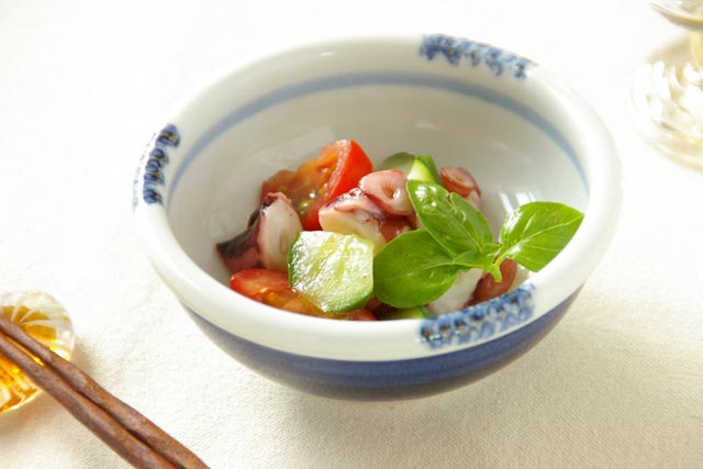 砥部焼・向井窯 ギザギザ小鉢(3,5寸)