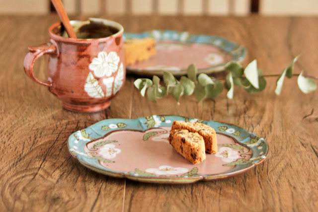 砥部焼の和食器 皐月窯のプレート皿 【砥部工房 からくさ】