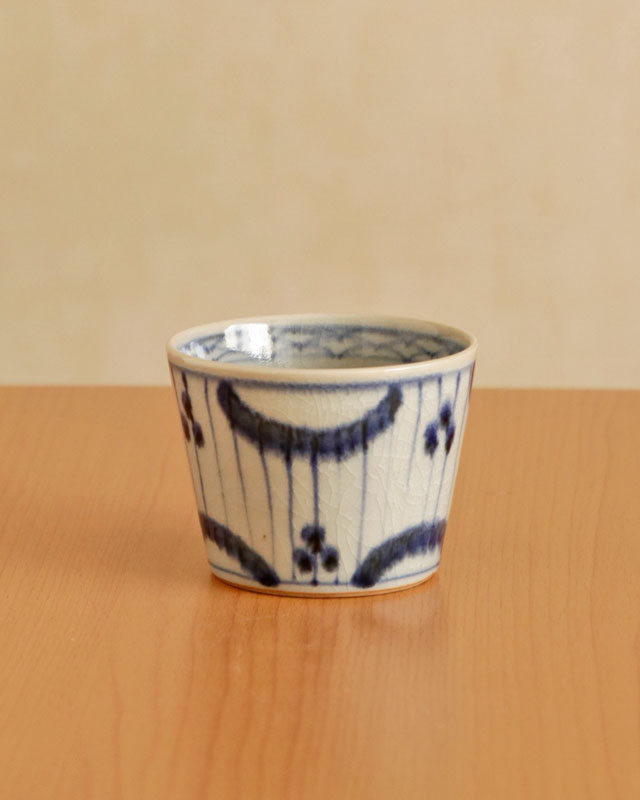 愛媛県 砥部焼 染付 鳥柳紋 猪口 地方窯 古伊万里 愛媛県 砥部焼 染付 鳥柳紋 猪口 地方窯 古伊万里 - メルカリ