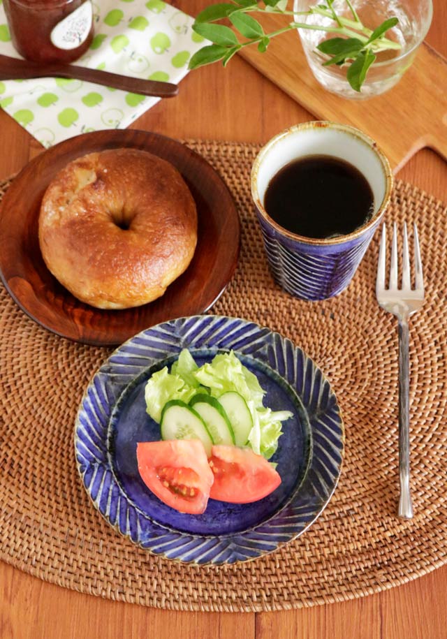 砥部焼の和食器 皐月窯の小皿 【砥部工房 からくさ】