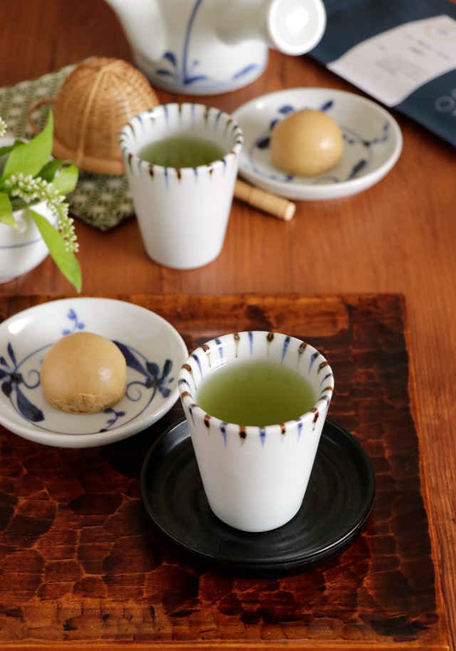 美品　砥部焼　千山窯　2枚セット Amazon.co.jp: 砥部焼 千山(Tobeyaki senzan) 中鉢 食器 鉢