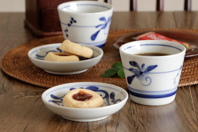 砥部焼の和食器 千山窯の小皿 【砥部工房 からくさ】