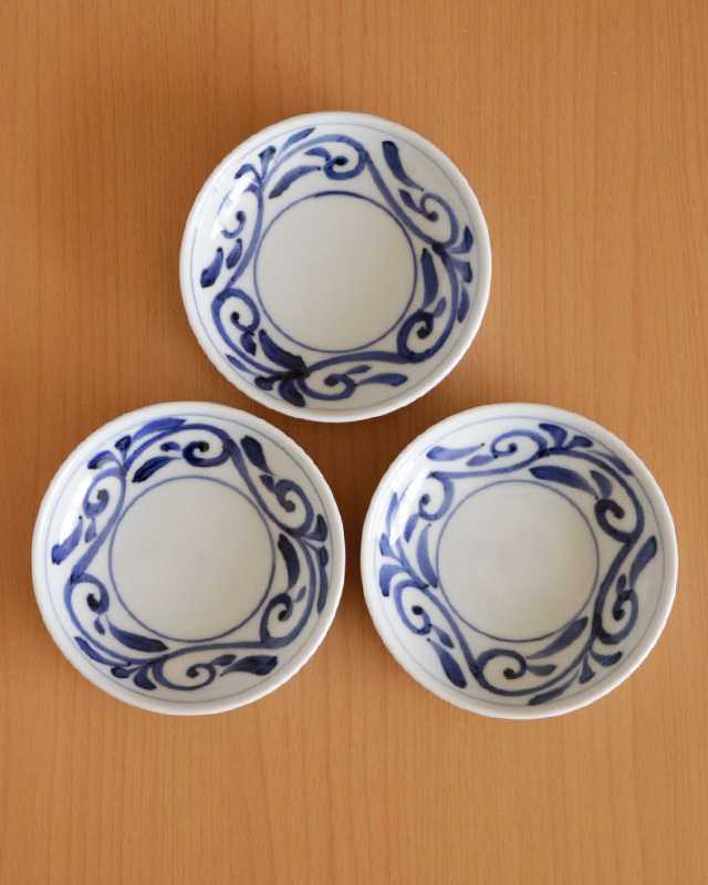 砥部焼の和食器 千山窯の小皿 【砥部工房 からくさ】