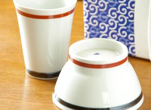 砥部焼･千山窯　ボーダー柄の茶碗とセットでギフトにも