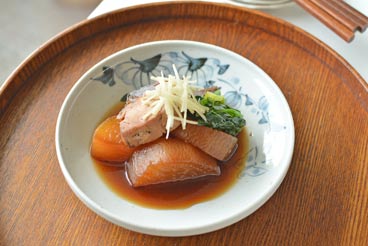 砥部焼の和食器 青達窯の丸皿 【砥部工房 からくさ】
