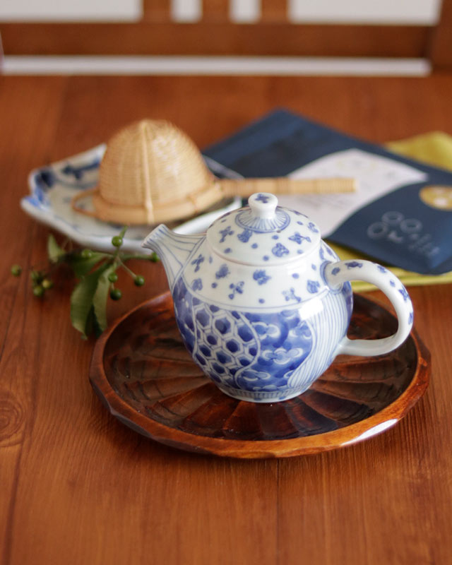 砥部焼の和食器 スギウラ工房のポット【砥部工房 からくさ】