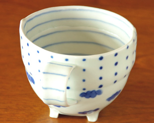 砥部焼スギウラ工房（足付きマグカップ 2個セット） 砥部焼の和食器 スギウラ工房のマグカップ【砥部工房 からくさ】