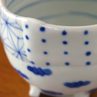 砥部焼の和食器 スギウラ工房のマグカップ【砥部工房 からくさ】