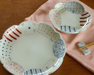 砥部焼の和食器 陶房遊の大皿 【砥部工房 からくさ】