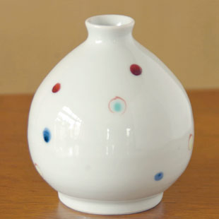 砥部焼・陶房遊　いろえ水玉のぷっくり花器を横から見て