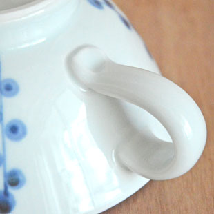 砥部焼・陶房遊　キノミナノのスープカップの持ち手