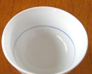 砥部焼・陶房遊　しだ紋の茶碗(大）上から見て