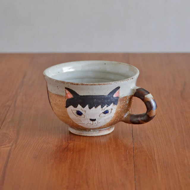 横からの様子