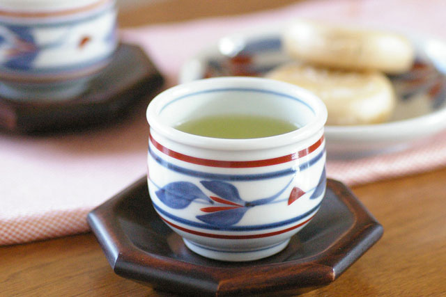 和食器・砥部焼　みつ葉の玉ぶち湯呑