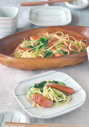 砥部焼・梅乃瀬窯 しましま柄の角皿を取皿として