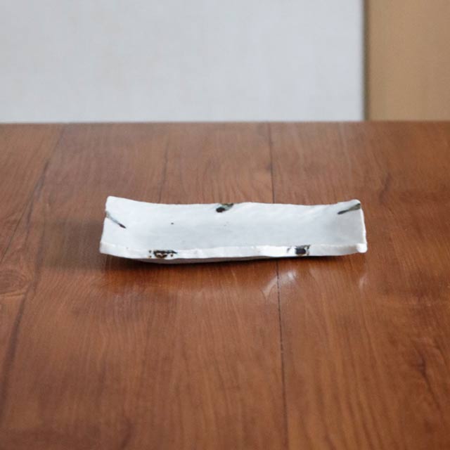 横から見た高さと立ち上がり
