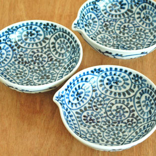 砥部焼の和食器 山中窯 【砥部工房 からくさ】