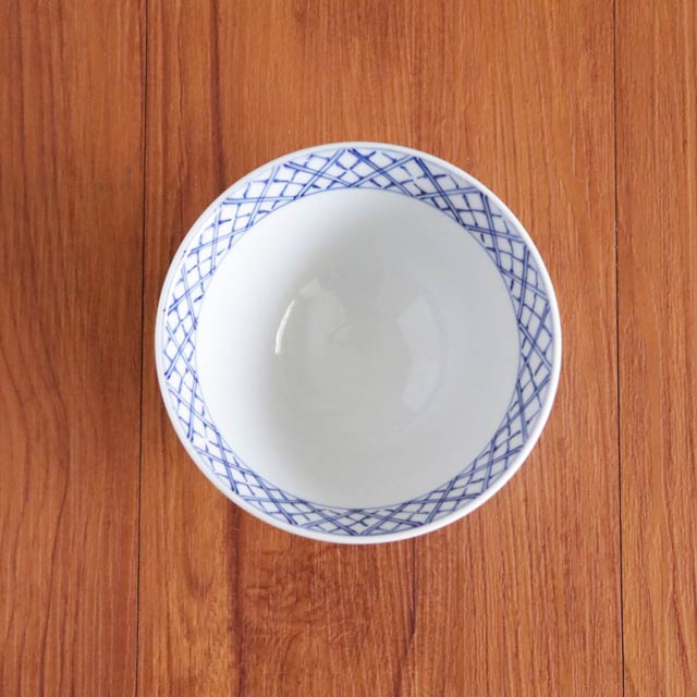 真上からの内側格子柄
